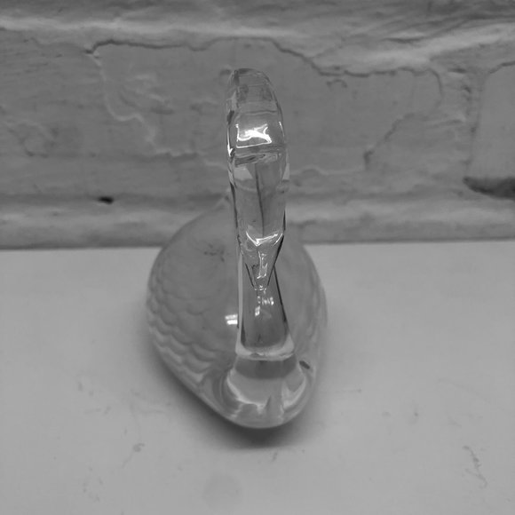 Sardinia Crystal Hand Blown White Swan Marcolin Made in Italy Paperweight - Picture 4 of 4